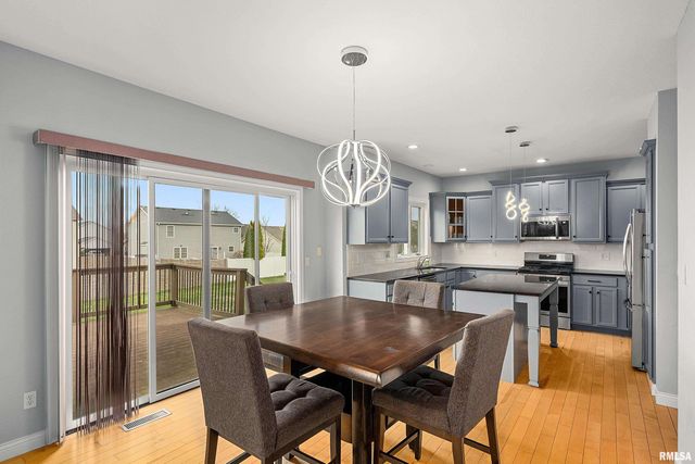 3925 W CRIMSON Road, Dunlap, IL 61525