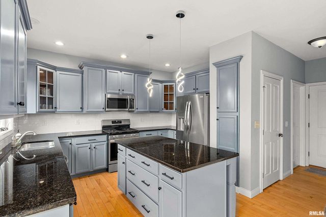 3925 W CRIMSON Road, Dunlap, IL 61525