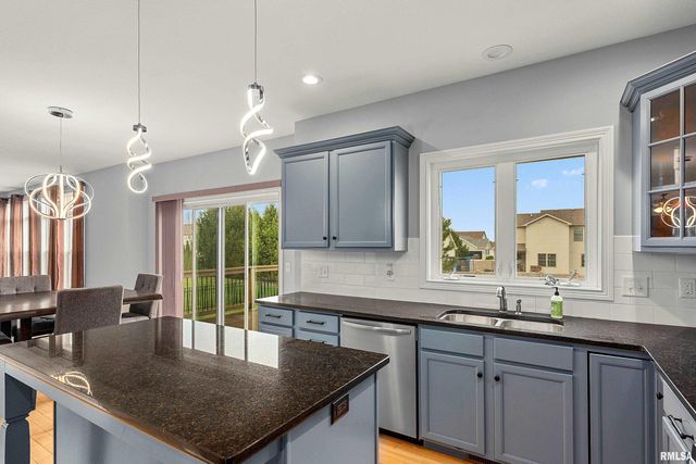 3925 W CRIMSON Road, Dunlap, IL 61525