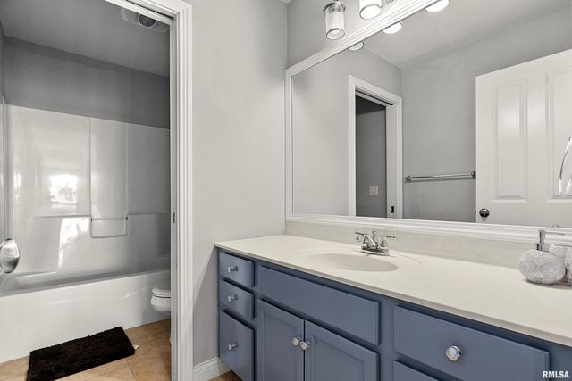 3925 W CRIMSON Road, Dunlap, IL 61525