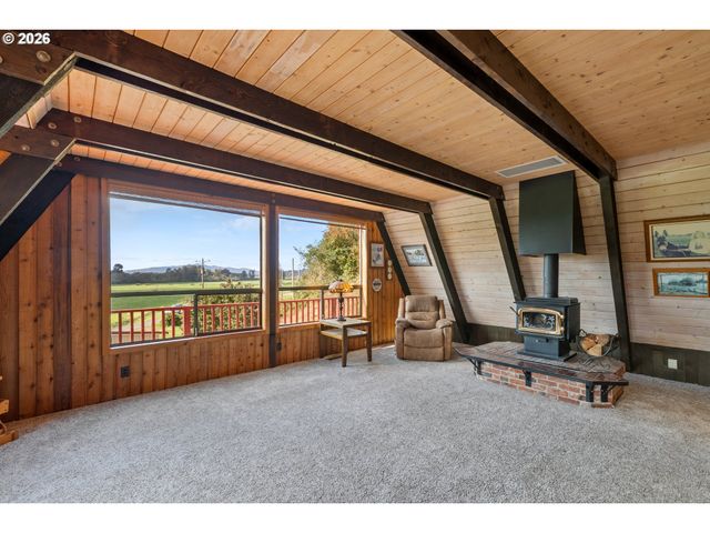 9660 SOLLIE SMITH Rd, Tillamook, OR 97141