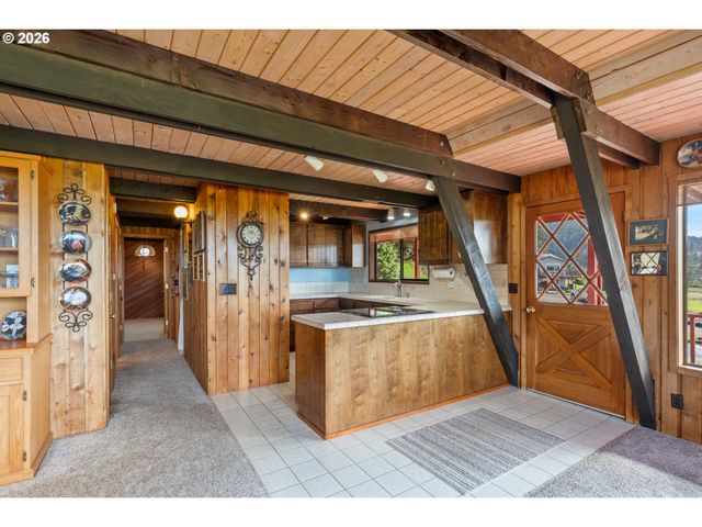 9660 SOLLIE SMITH Rd, Tillamook, OR 97141