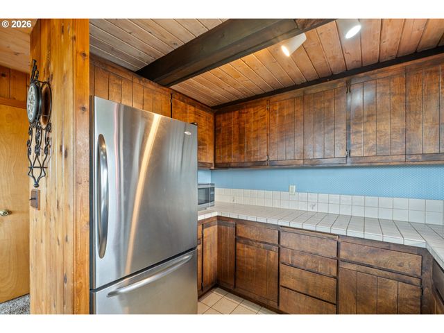 9660 SOLLIE SMITH Rd, Tillamook, OR 97141