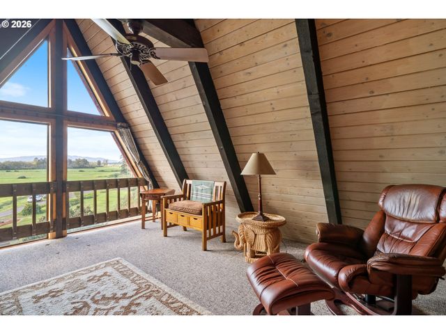 9660 SOLLIE SMITH Rd, Tillamook, OR 97141