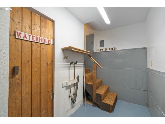 9660 SOLLIE SMITH Rd, Tillamook, OR 97141