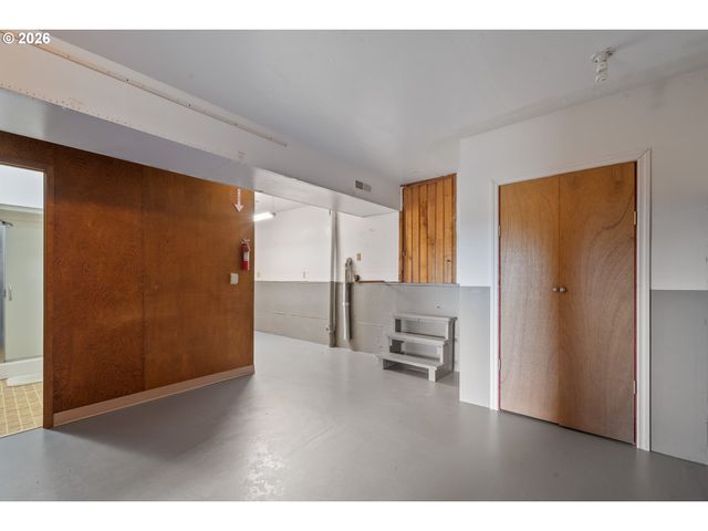 9660 SOLLIE SMITH Rd, Tillamook, OR 97141