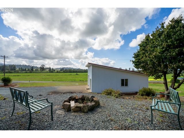 9660 SOLLIE SMITH Rd, Tillamook, OR 97141