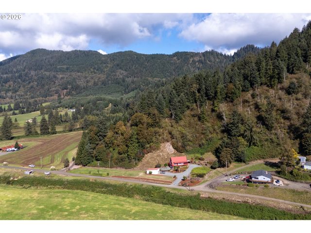 9660 SOLLIE SMITH Rd, Tillamook, OR 97141