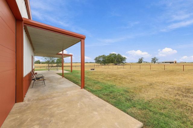 1126 Heritage Road, Gordonville, TX 76245