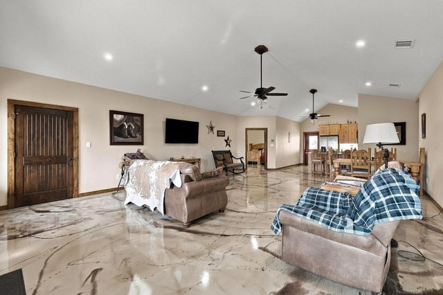 1126 Heritage Road, Gordonville, TX 76245