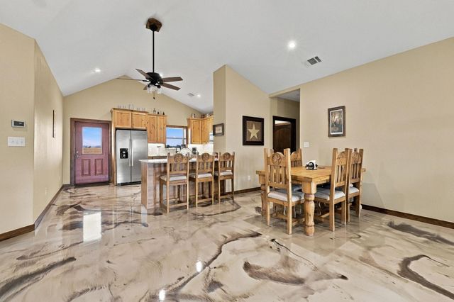 1126 Heritage Road, Gordonville, TX 76245