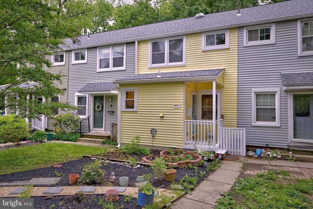 19-C HILLSIDE RD, Greenbelt, MD 20770