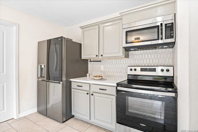 9578 Coolbrook, San Antonio, TX 78250
