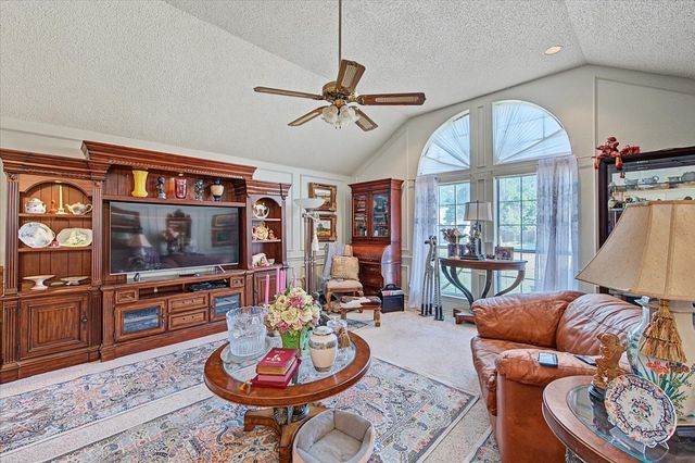 1300 Oak Harbor Boulevard, Azle, TX 76020