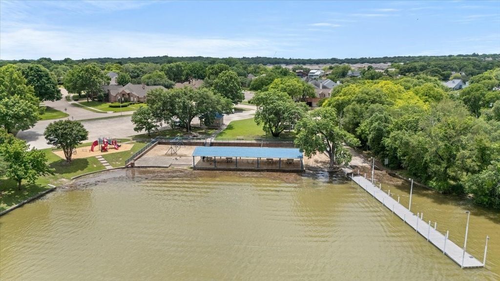 1300 Oak Harbor Boulevard, Azle, TX 76020 — photo 4