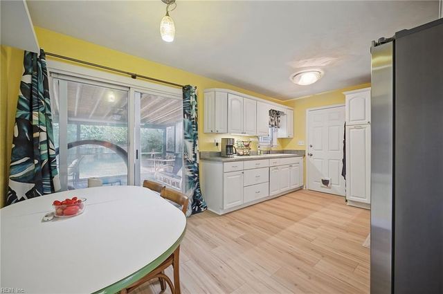 16 Albemarle St, Portsmouth, VA 23707