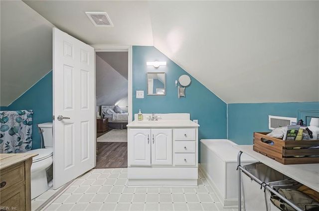 16 Albemarle St, Portsmouth, VA 23707