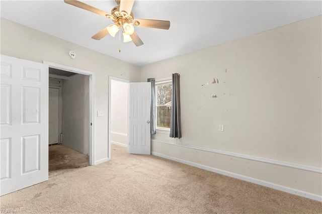 3327 Pine Grove RD, Gloucester, VA 23061