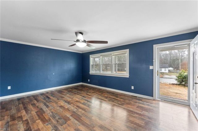 3327 Pine Grove RD, Gloucester, VA 23061