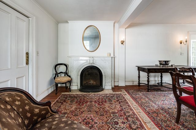 9 Long Hill Road, East Hampton, CT 06456