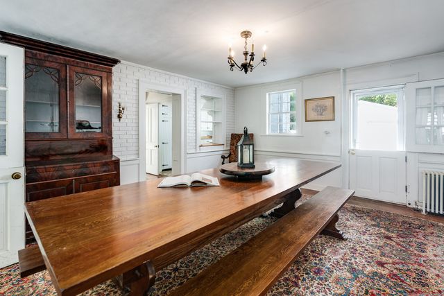 9 Long Hill Road, East Hampton, CT 06456