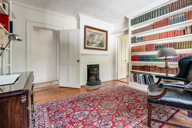 9 Long Hill Road, East Hampton, CT 06456