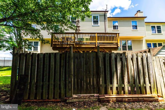 8657 DELLWAY LN, Vienna, VA 22180
