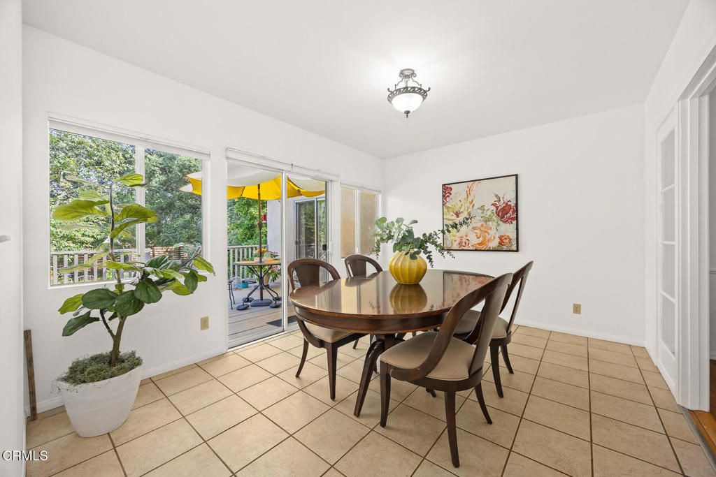 Image 11 of property listing at 430 Eaton Drive, Pasadena, CA 91107