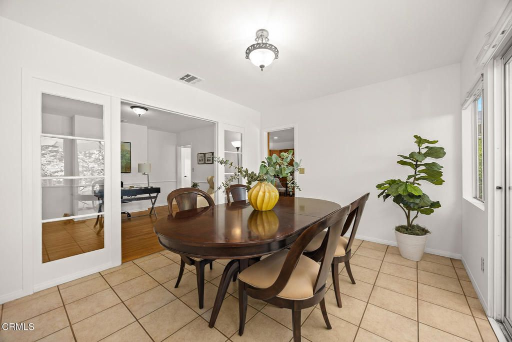 Image 12 of property listing at 430 Eaton Drive, Pasadena, CA 91107