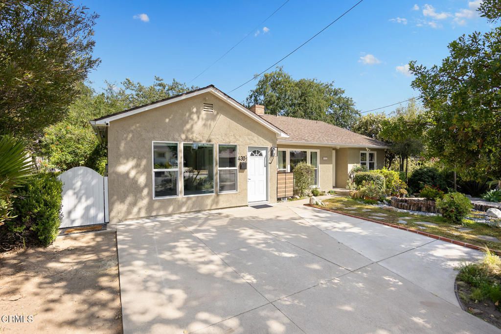 Image 20 of property listing at 430 Eaton Drive, Pasadena, CA 91107