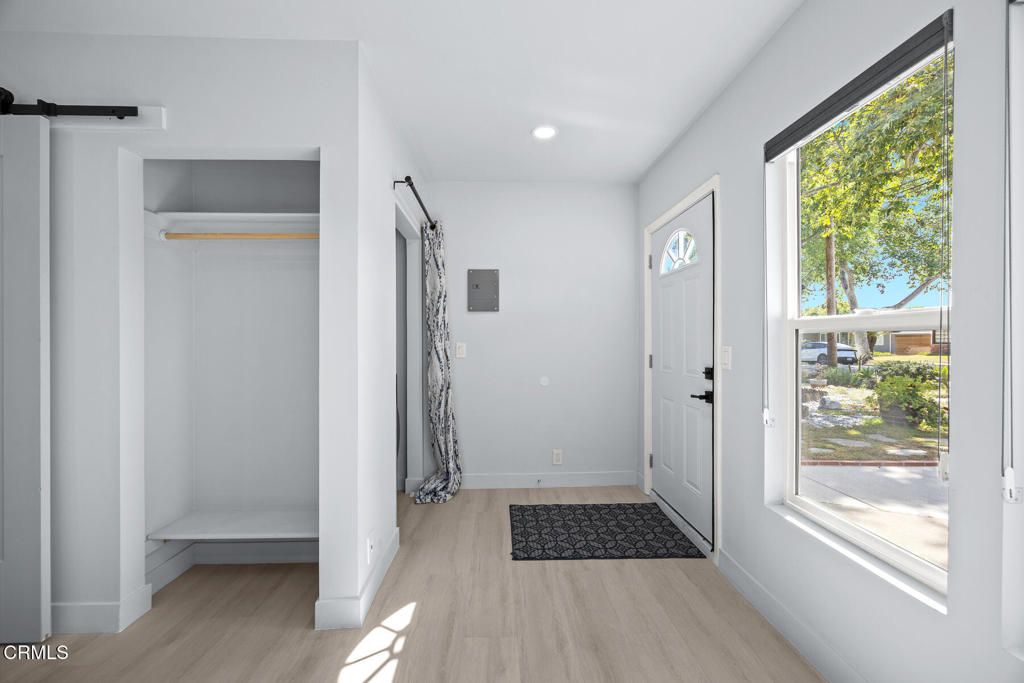 Image 22 of property listing at 430 Eaton Drive, Pasadena, CA 91107