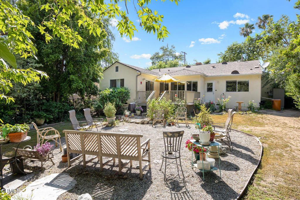 Image 38 of property listing at 430 Eaton Drive, Pasadena, CA 91107