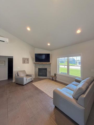 1310 GREYHOUND STREET, Kaukauna, WI 54130