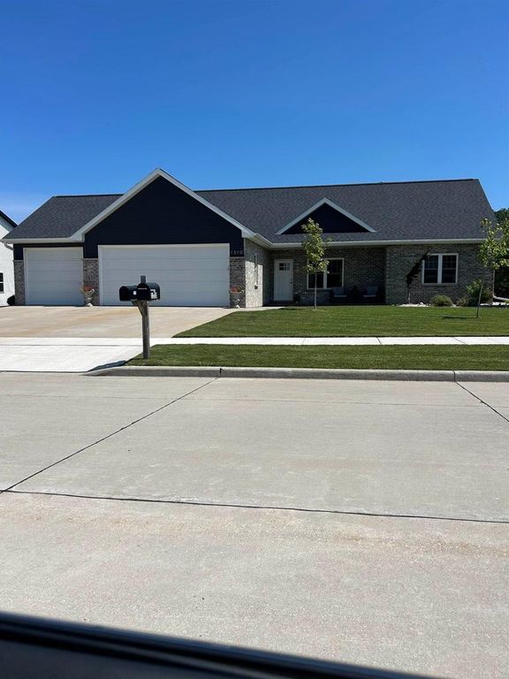 1310 GREYHOUND STREET, Kaukauna, WI 54130