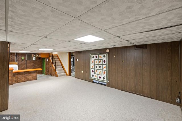 45 SHORBS HILL RD, Hanover, PA 17331
