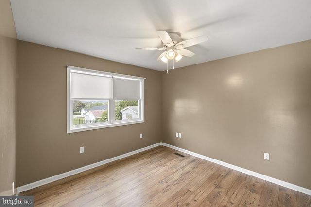 45 SHORBS HILL RD, Hanover, PA 17331