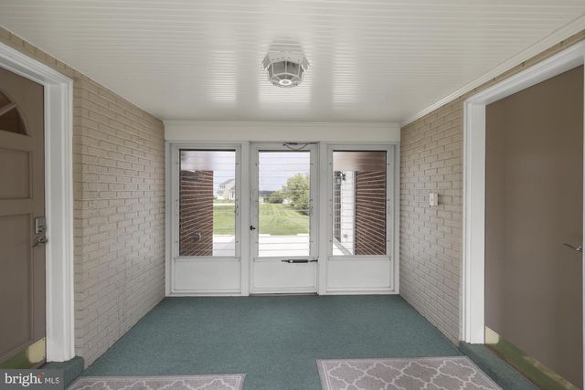 45 SHORBS HILL RD, Hanover, PA 17331