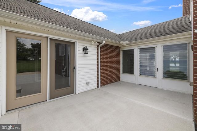 45 SHORBS HILL RD, Hanover, PA 17331