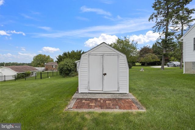 45 SHORBS HILL RD, Hanover, PA 17331
