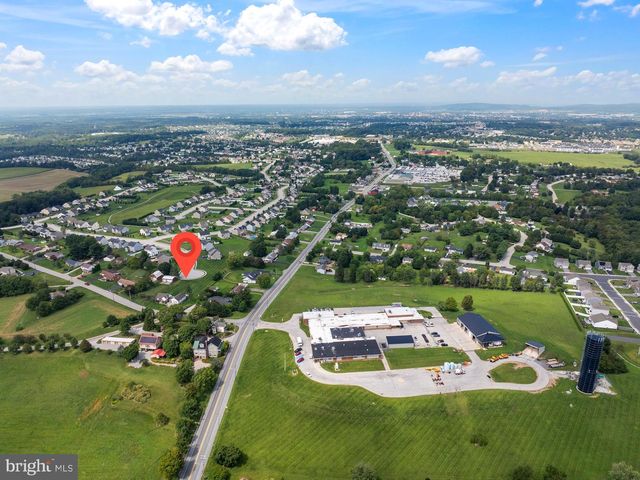 45 SHORBS HILL RD, Hanover, PA 17331