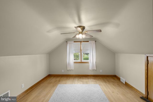 45 SHORBS HILL RD, Hanover, PA 17331