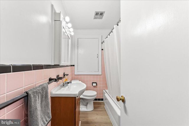 209 BOXWOOD RD, Wilmington, DE 19804