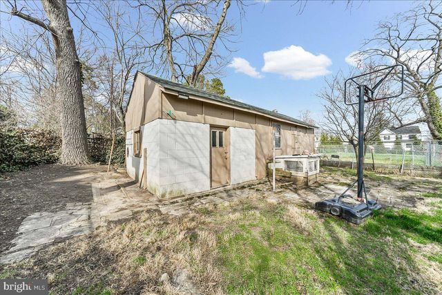 209 BOXWOOD RD, Wilmington, DE 19804