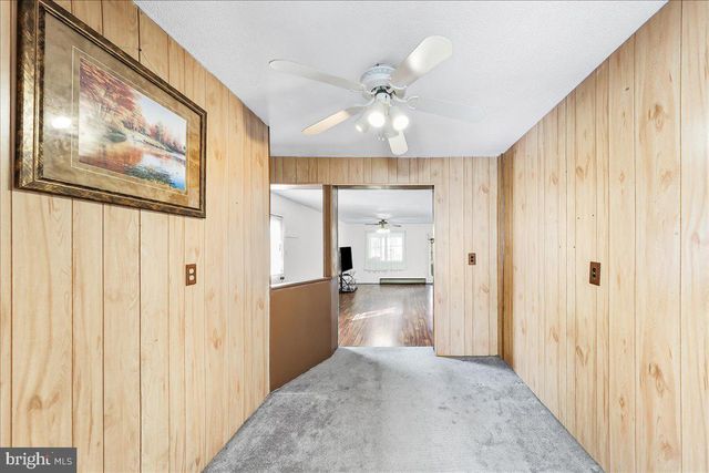 209 BOXWOOD RD, Wilmington, DE 19804