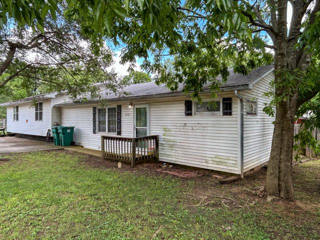 928 Patton Avenue, Cabool, MO 65689