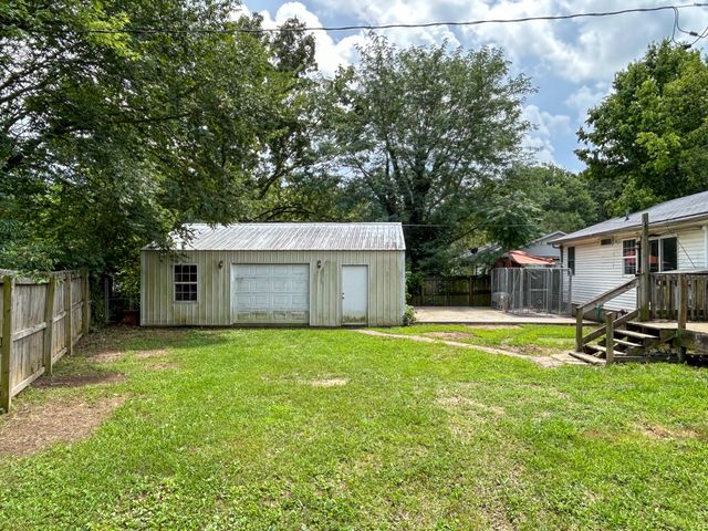 928 Patton Avenue, Cabool, MO 65689