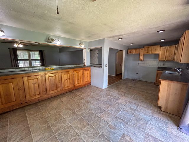 928 Patton Avenue, Cabool, MO 65689