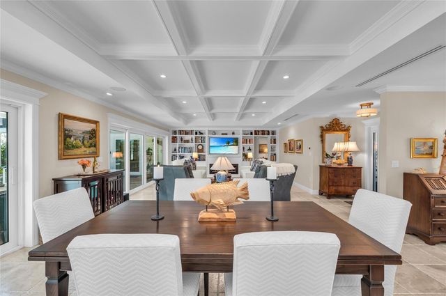 520 GOLF LINKS LANE, Longboat Key, FL 34228