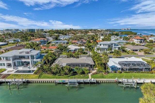 520 GOLF LINKS LANE, Longboat Key, FL 34228