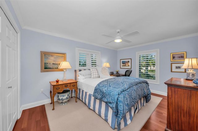 520 GOLF LINKS LANE, Longboat Key, FL 34228